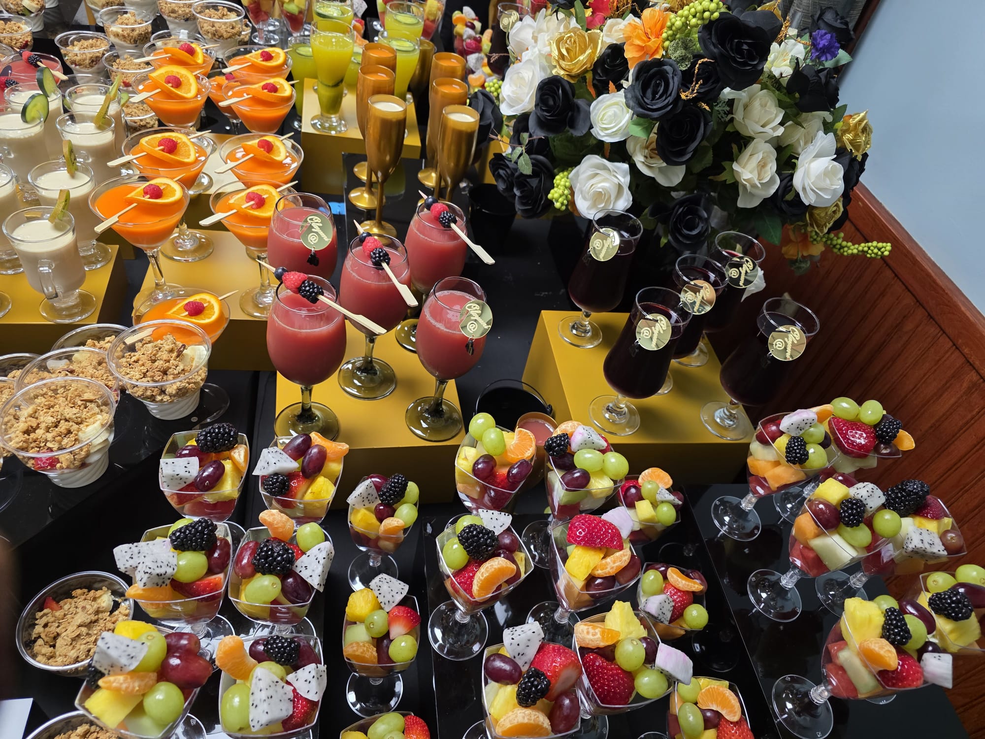 DevynChasis fresh fruit and juice display